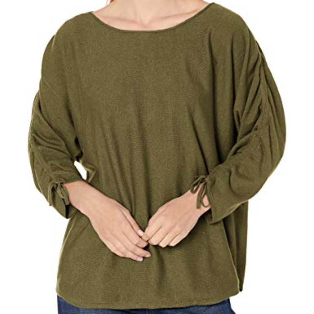 MAX Studio BNWOT Boat Neck New Green Sweater Ruched Sleeve